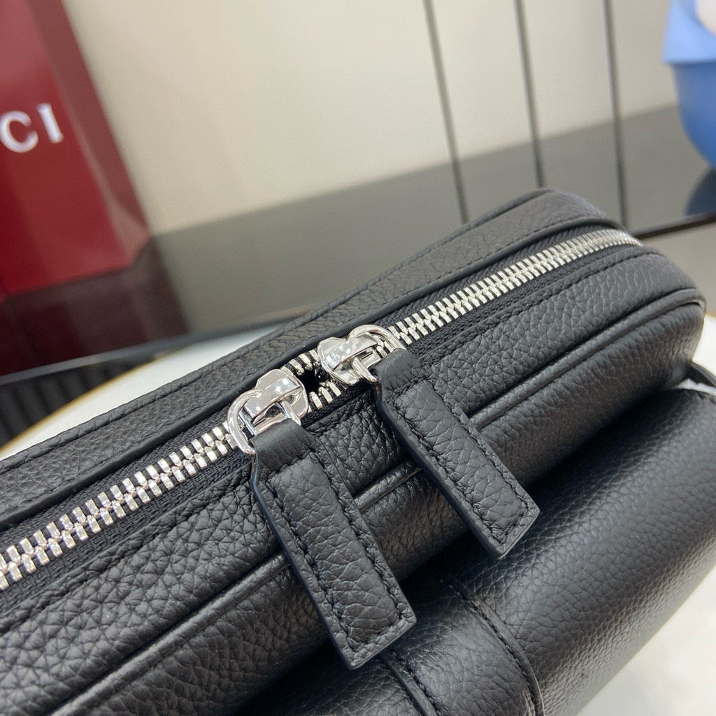 GC Crossbody Bag