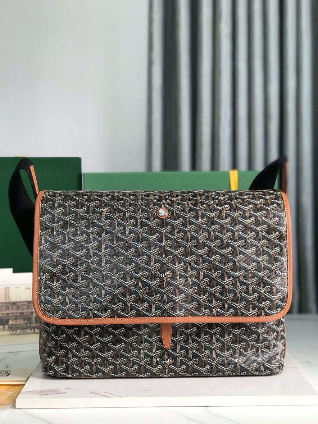 GYD Messenger Bag