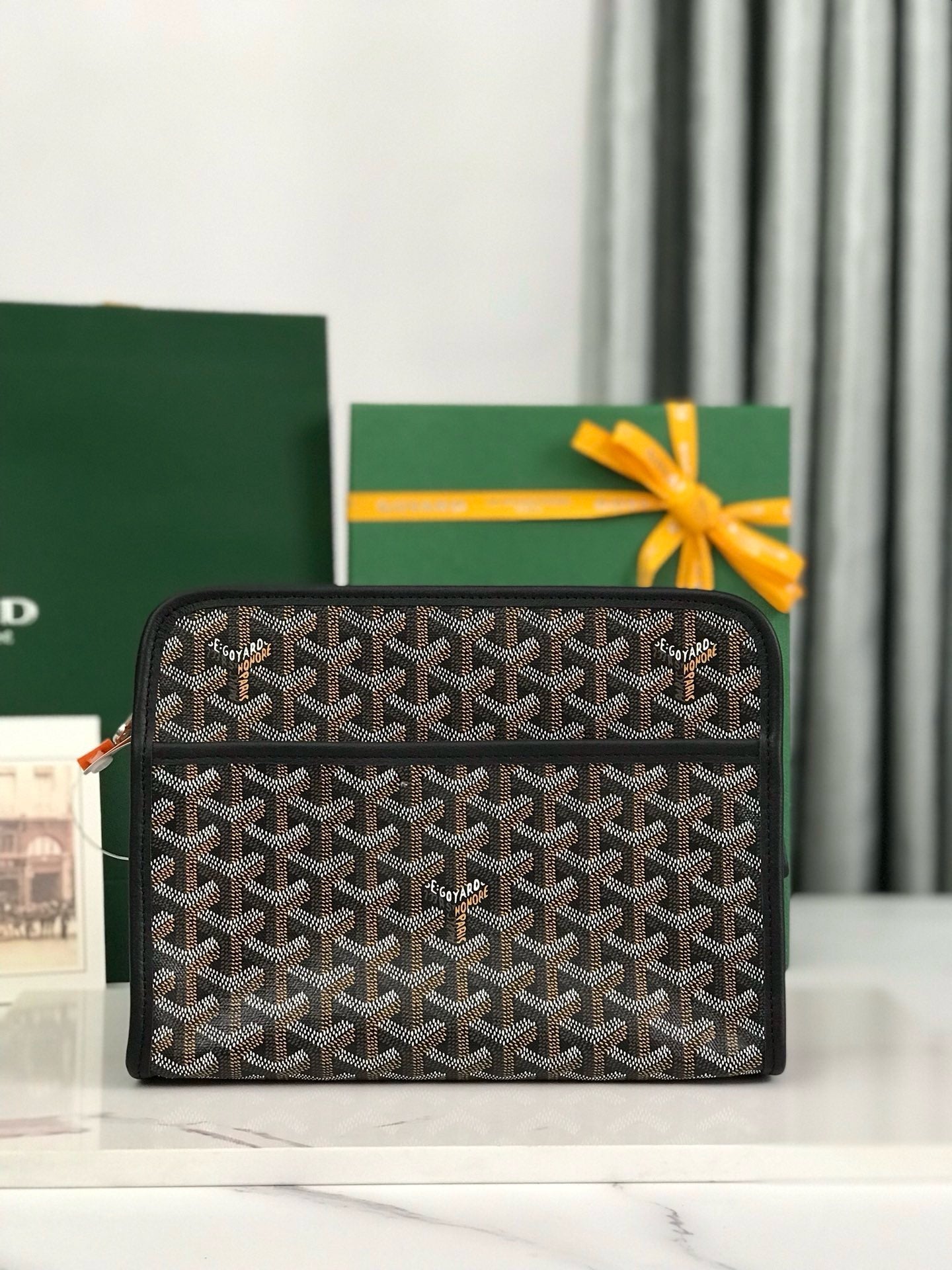 GYD Jouvence Toiletry Bag