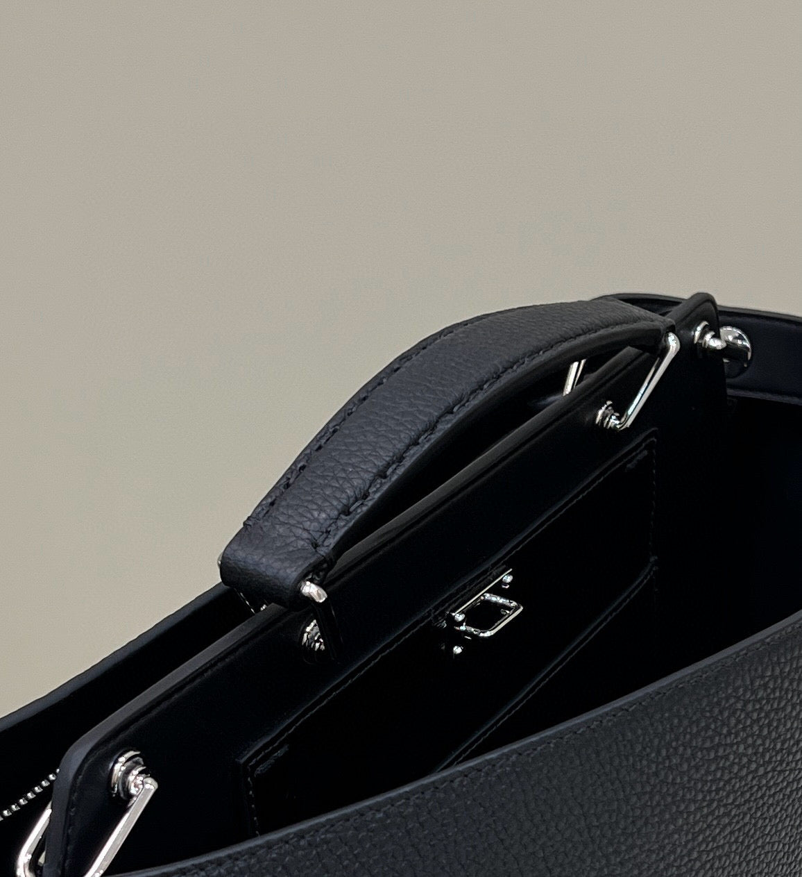 FD Peekaboo Bag