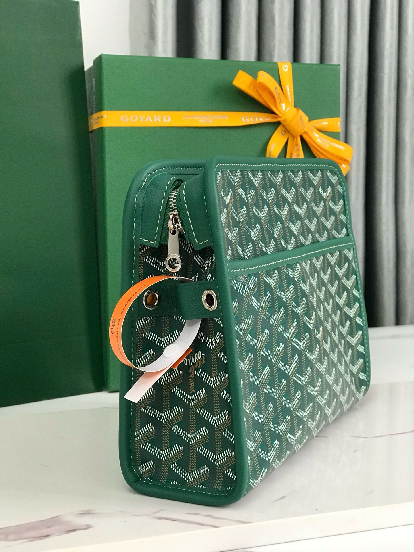 GYD Jouvence Toiletry Bag