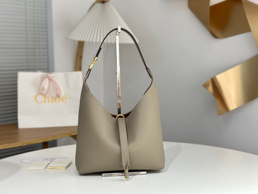CHL Marcie Hobo