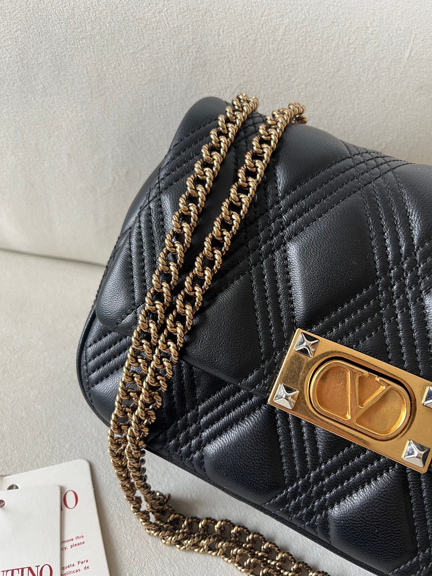 VLT Sling Bag