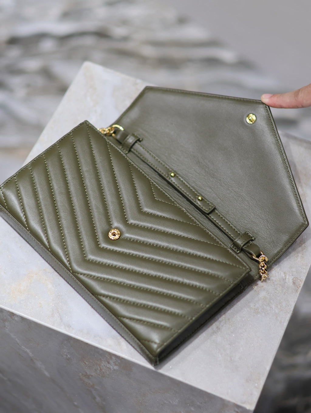 YVT Envelope
