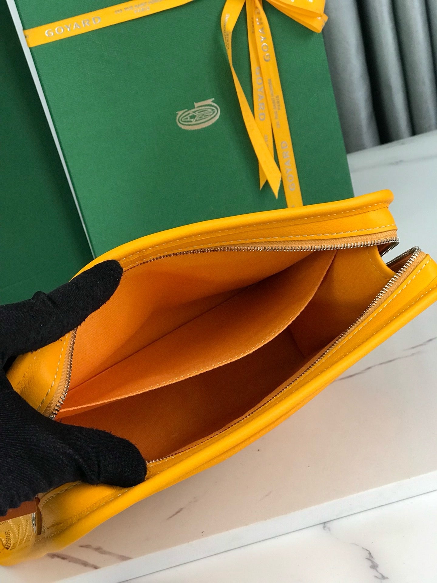 GYD Jouvence Toiletry Bag