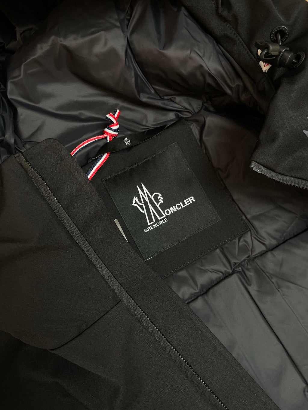 MNC Windbreaker
