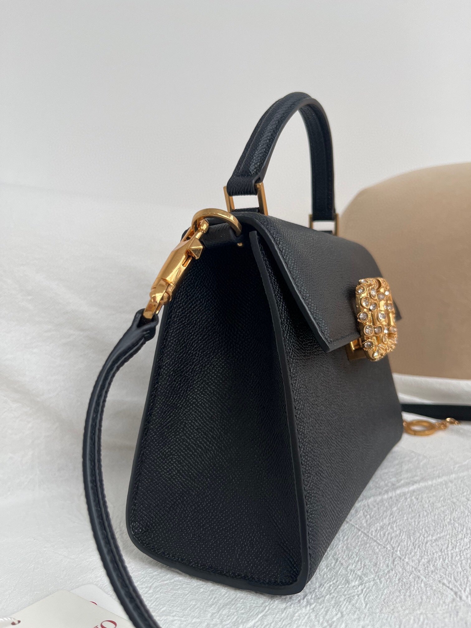 VLT Sling Bag