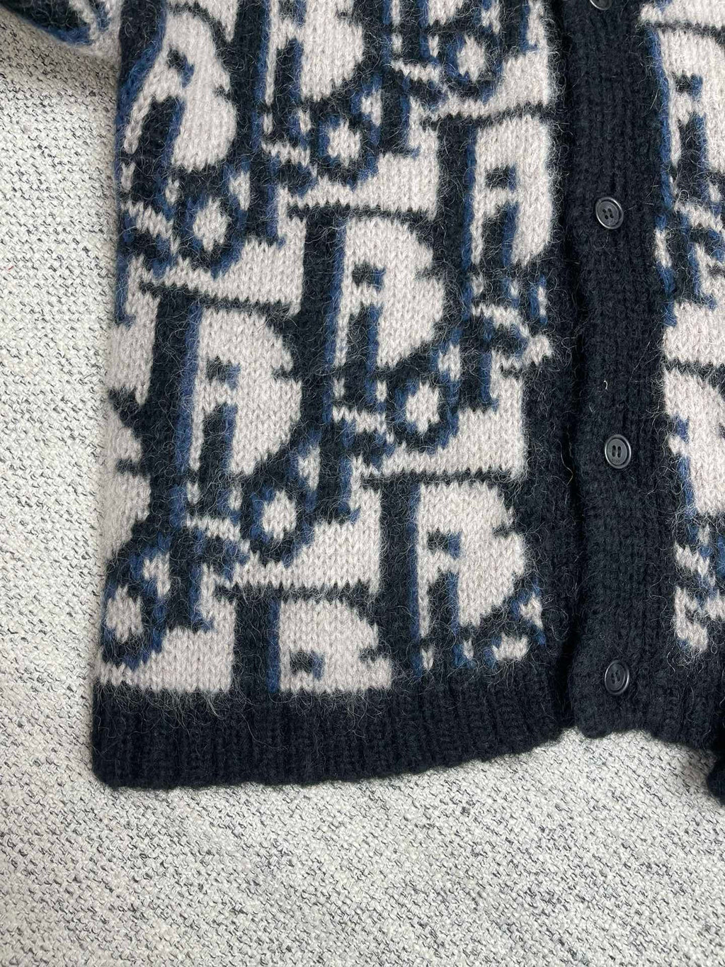 CD Sweater