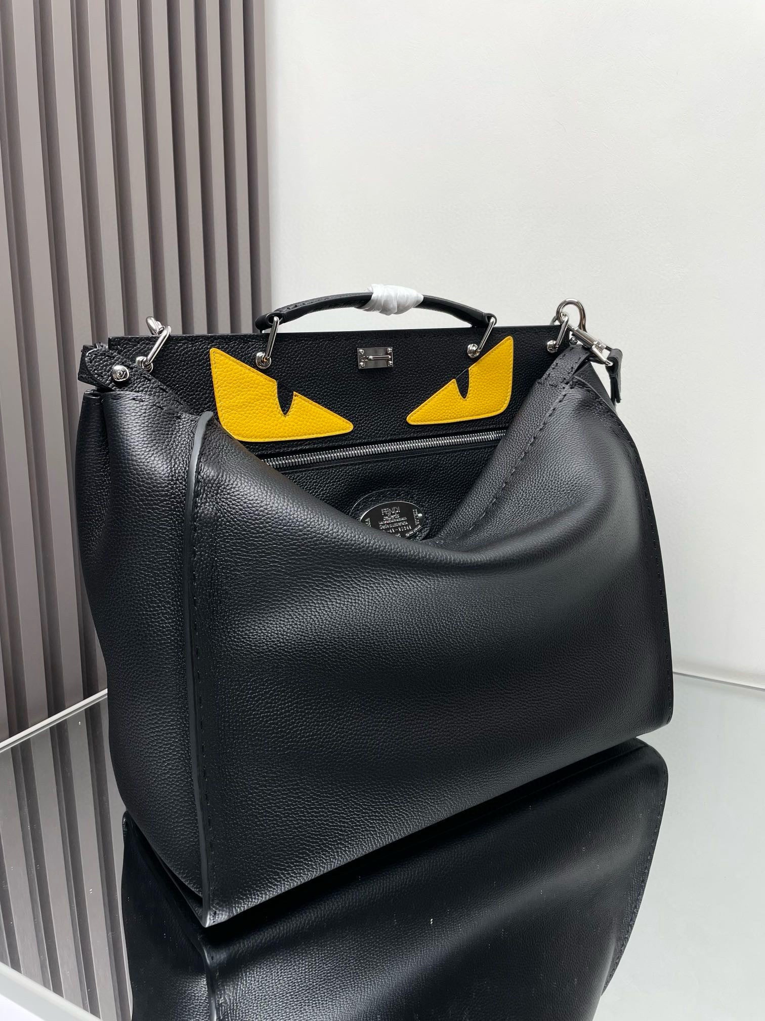 FD Peekaboo Bag