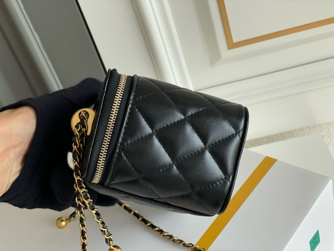 CNL 24C Vanity Bag