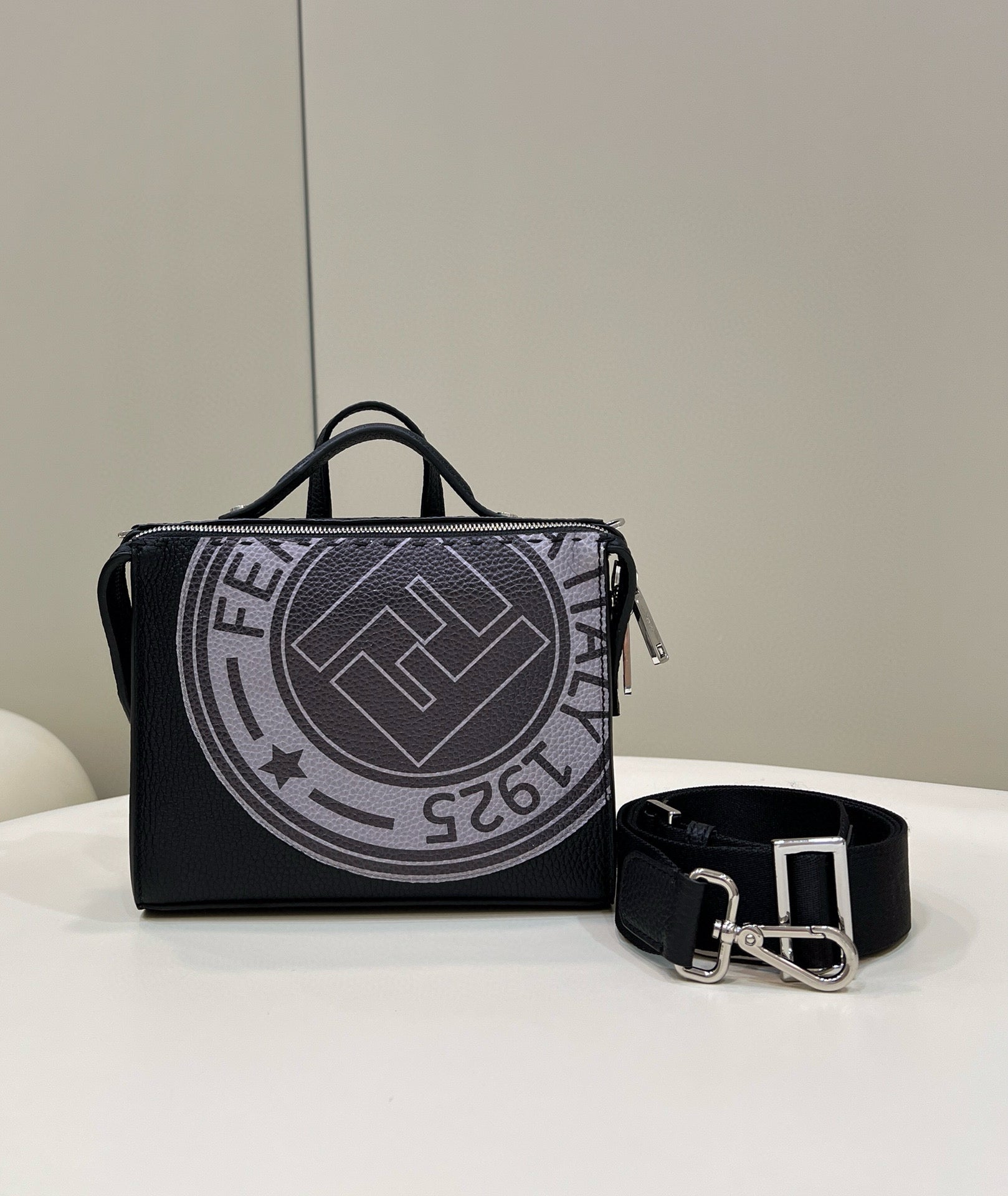 FD Peekaboo Bag