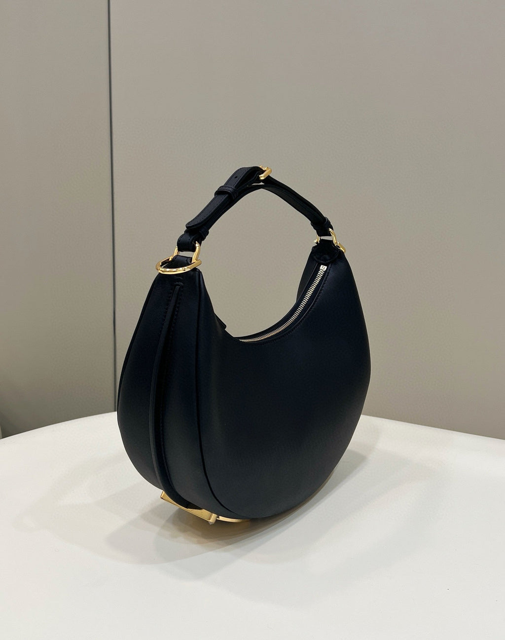 FD Leather Bag