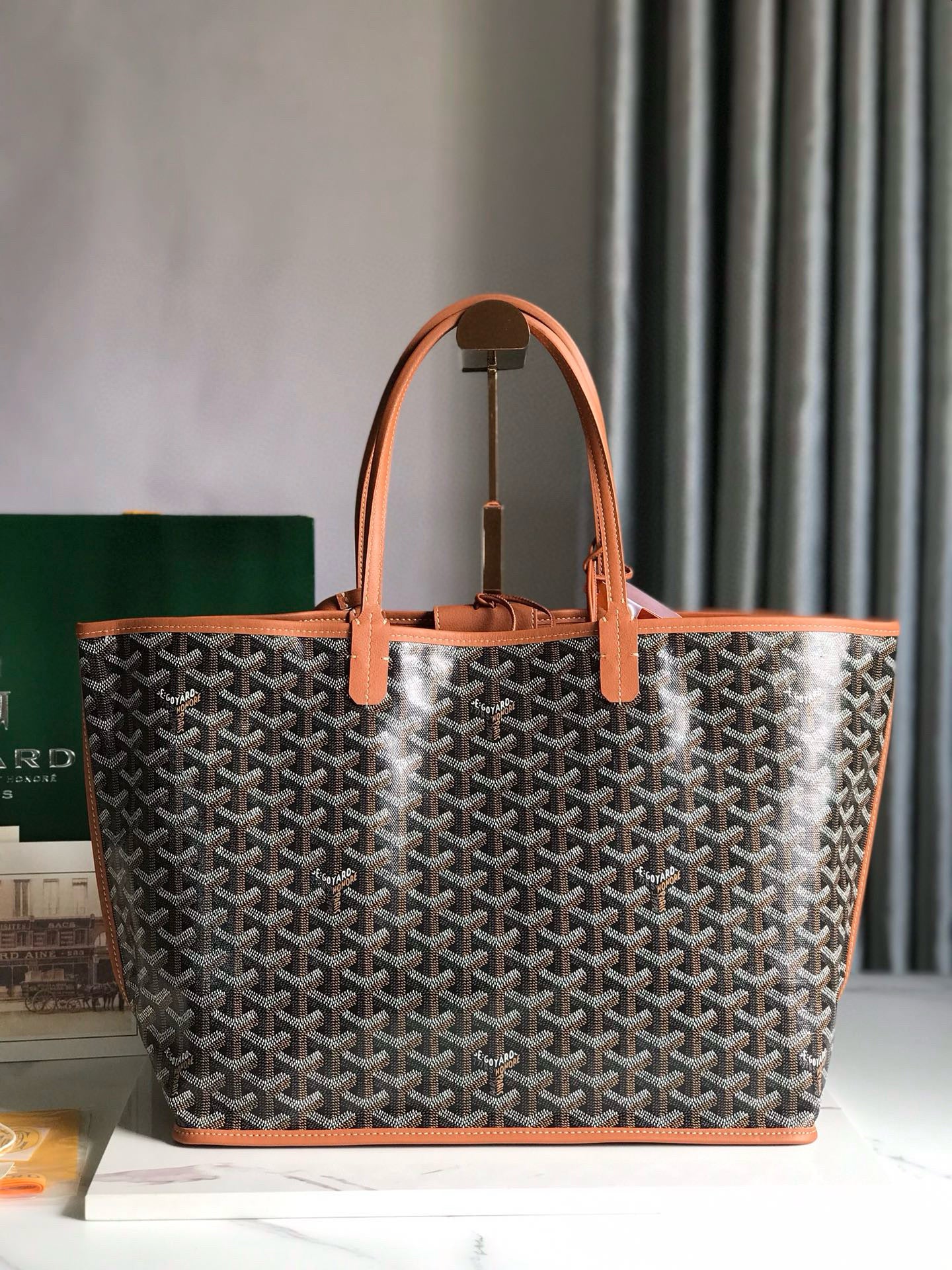 GYD Reversible Anjou