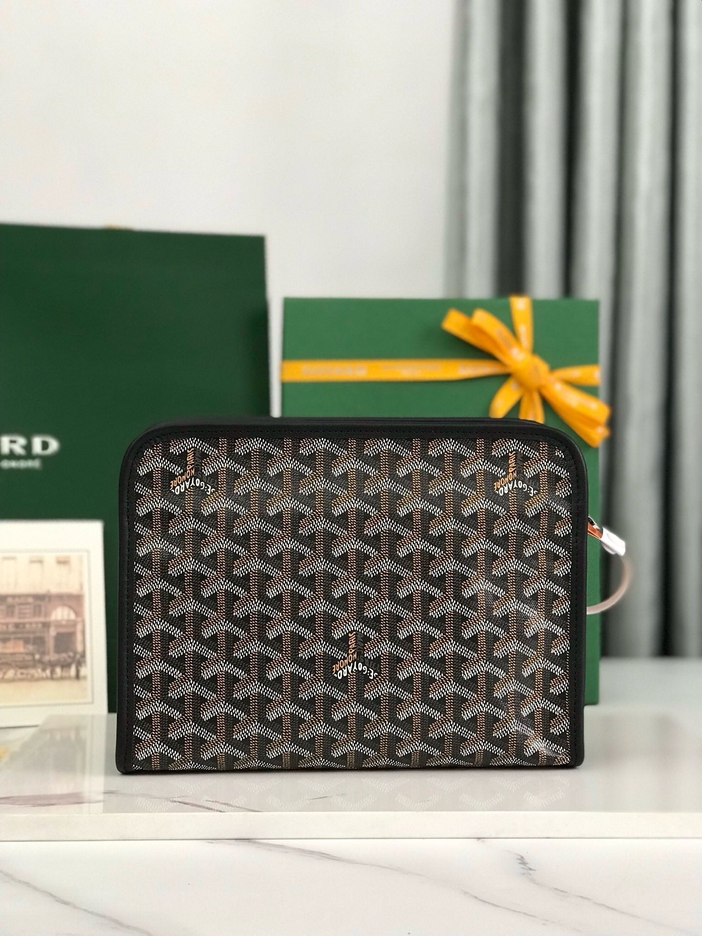 GYD Jouvence Toiletry Bag