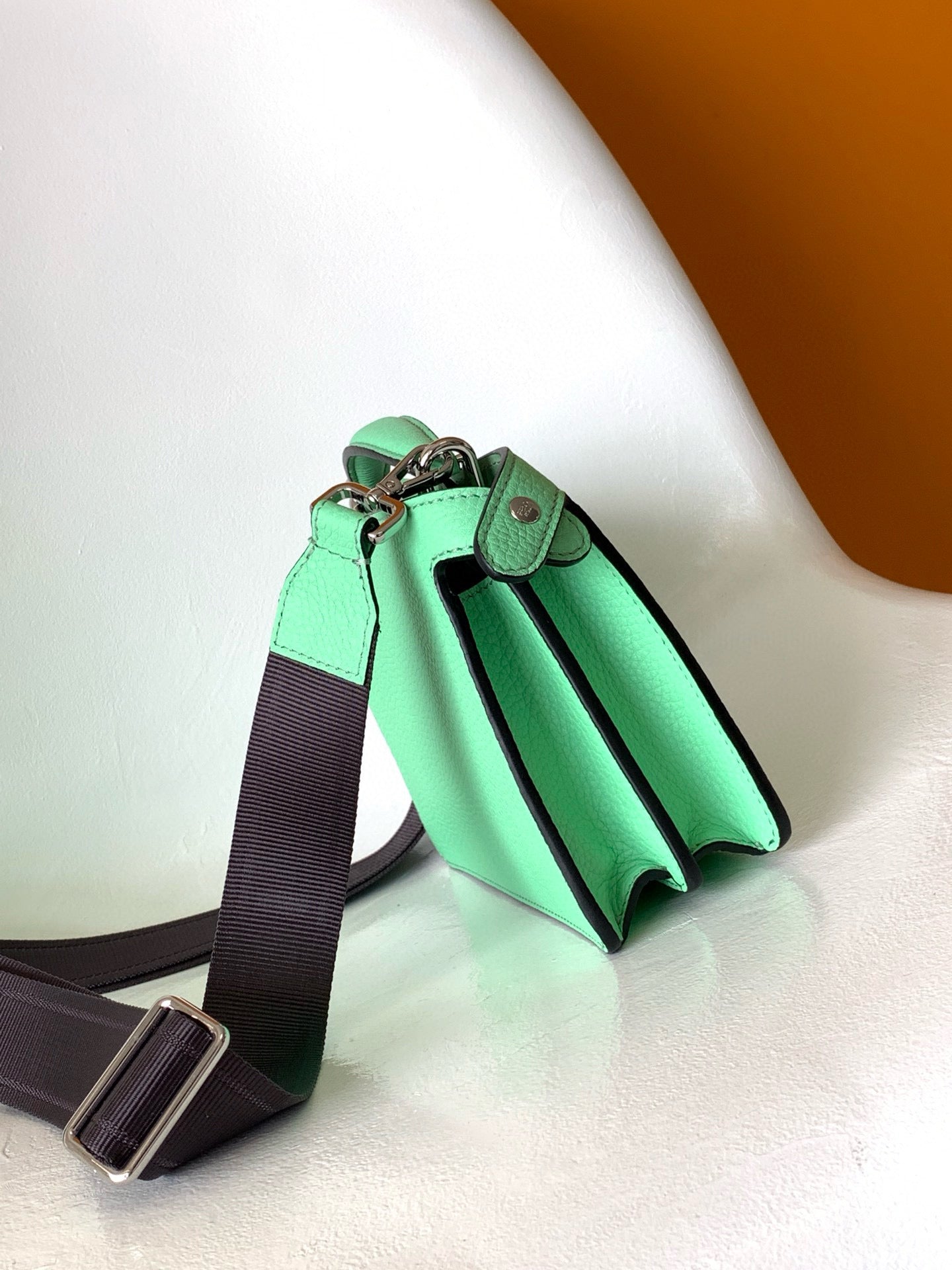 FD Peekaboo Bag