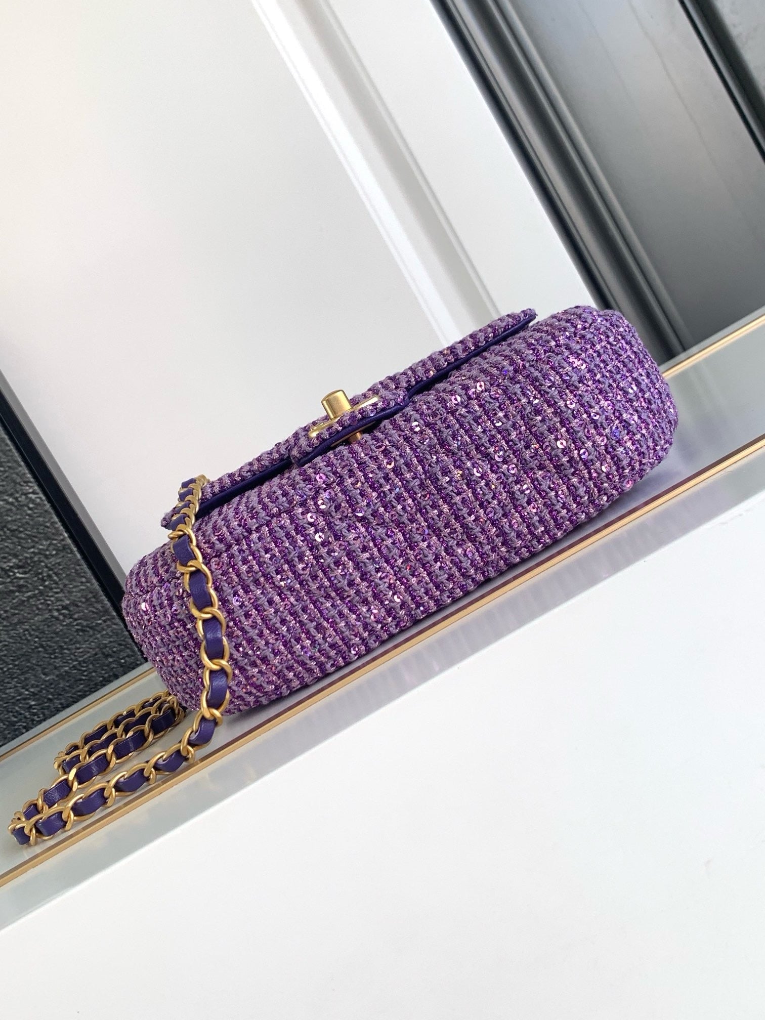 CNL 24C Coco Carry Me Handbag