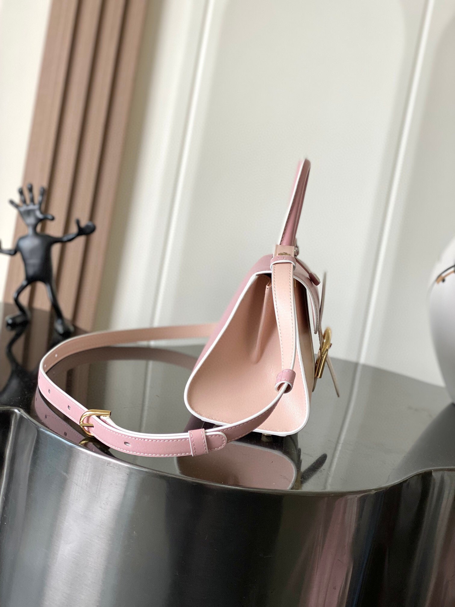 DLV Sling Bag