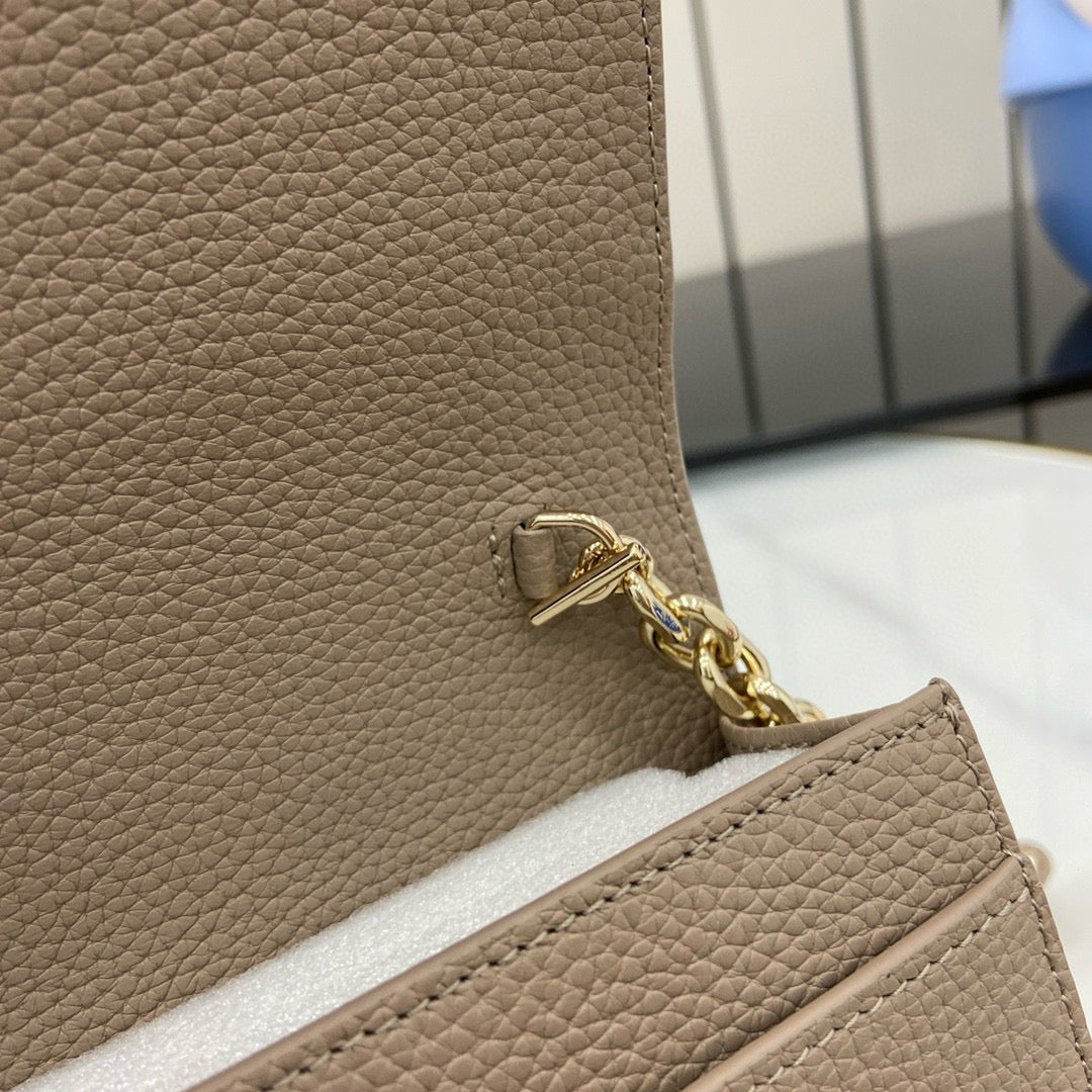 GC Emblem Shoulder Bag
