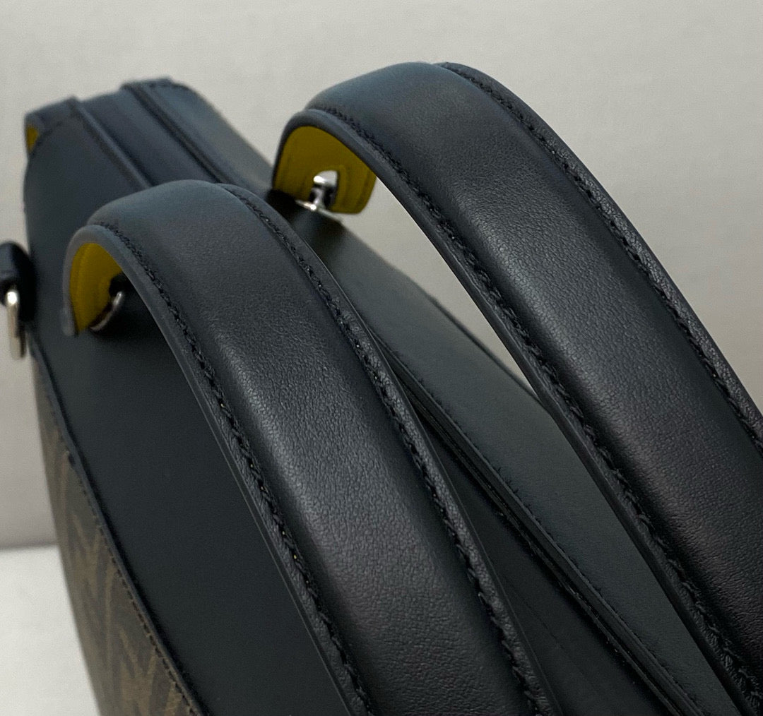 FD Messenger Bag