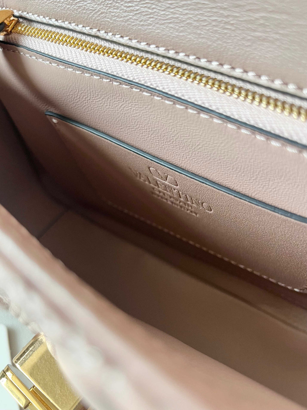 VLT Sling Bag