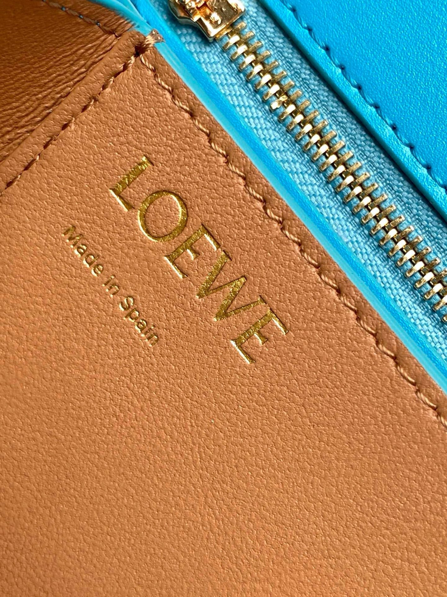 LW Goya Leather