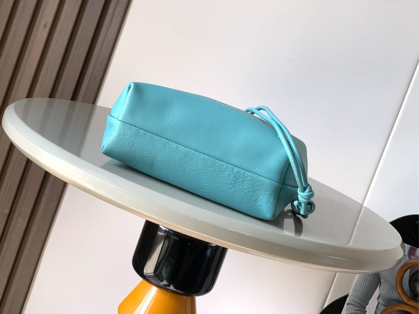 LW Pebble Leather