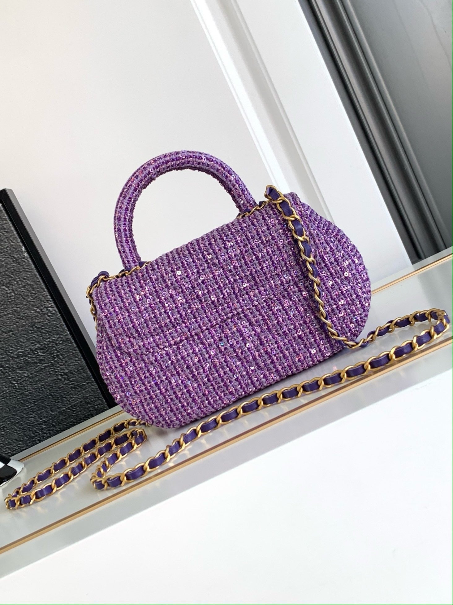 CNL 24C Coco Carry Me Handbag