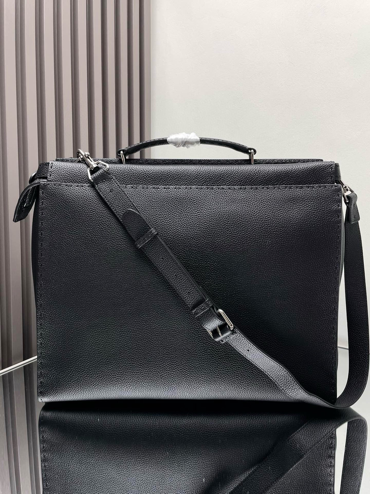FD Peekaboo Bag