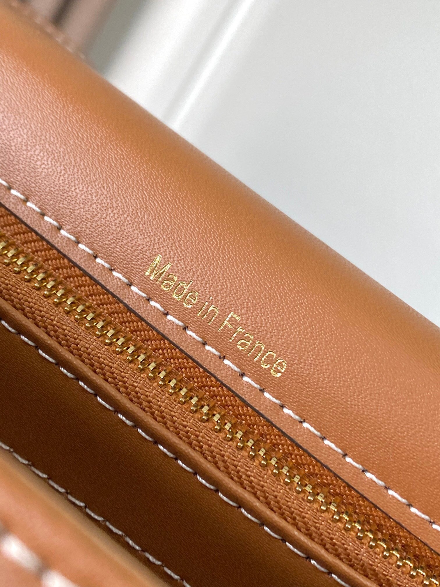 DLV Sling Bag