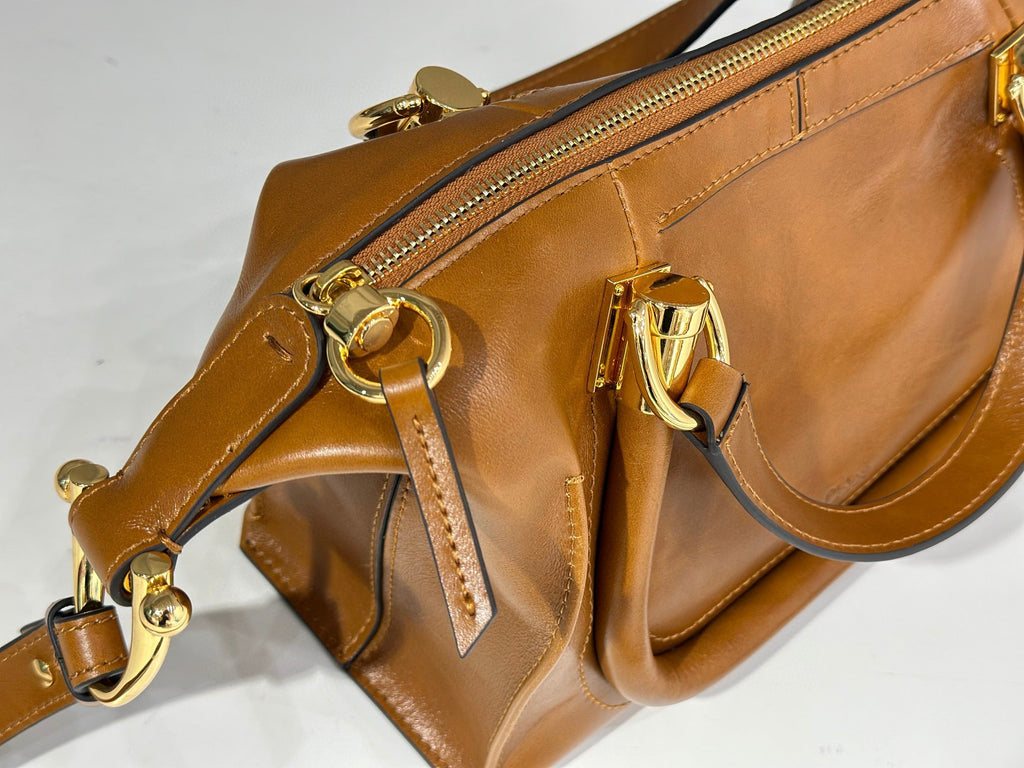 CHL Marcie Hobo