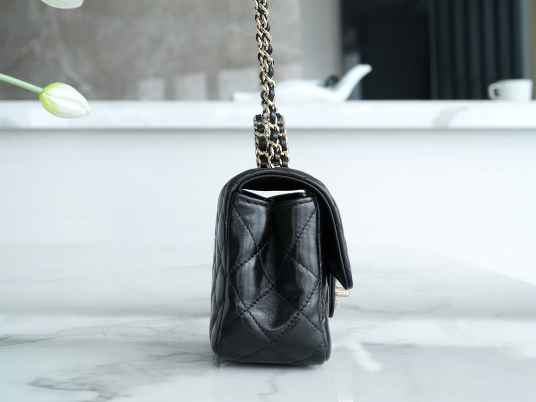 CNL 23A Handle Flap Bag