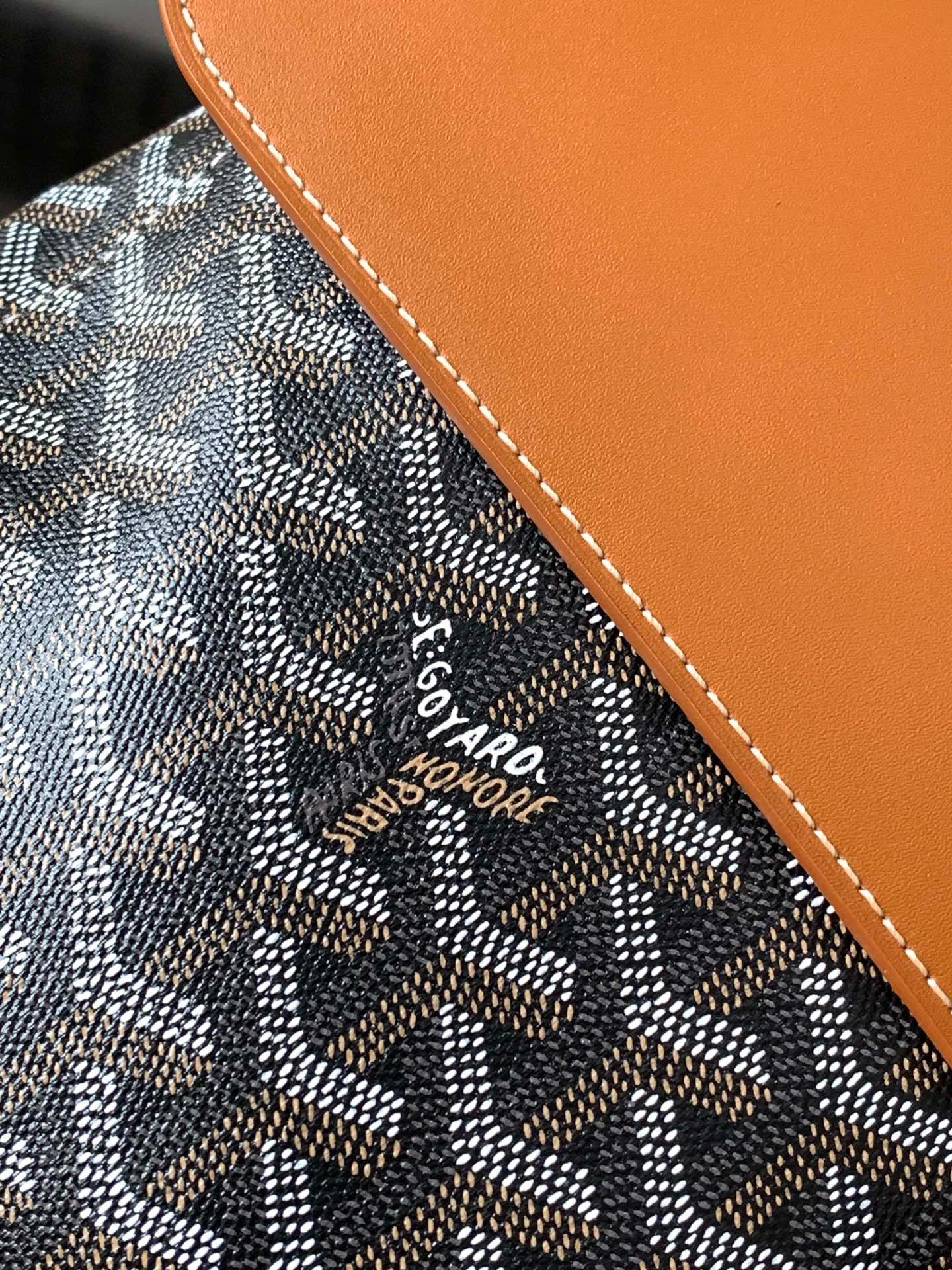 GYD Messenger Bag
