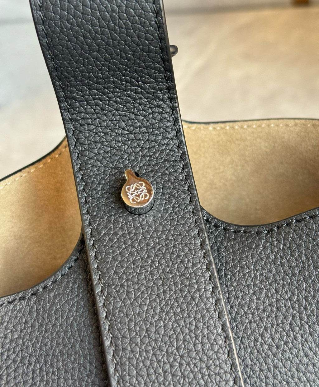 LW Mini Pebble