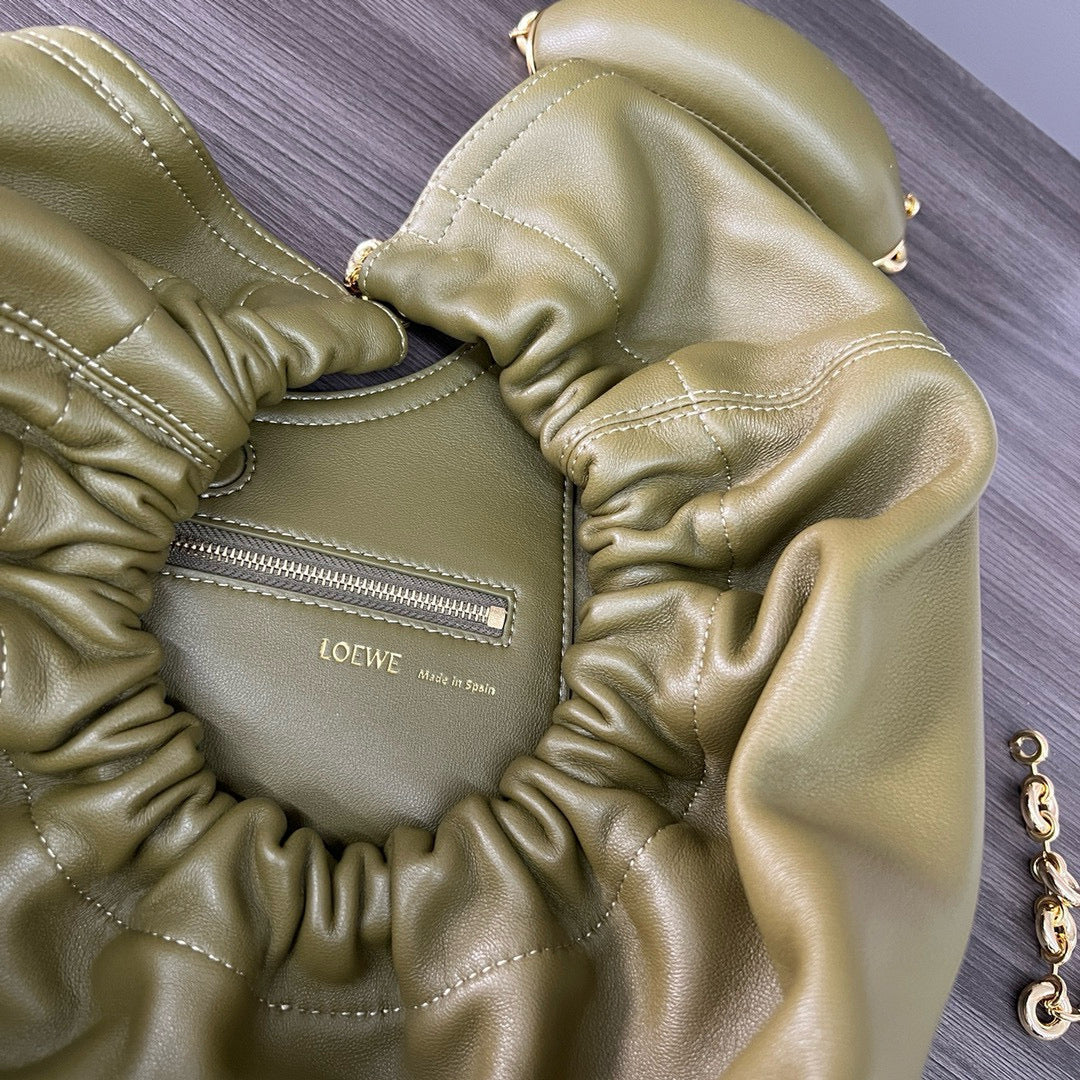LW Squeeze Purse