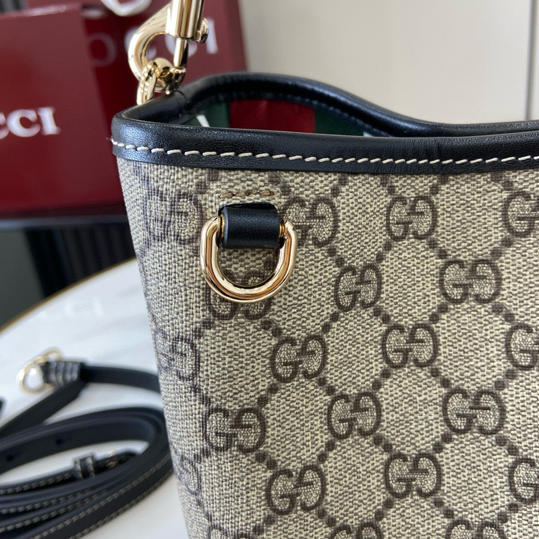 GC Mini Bucket