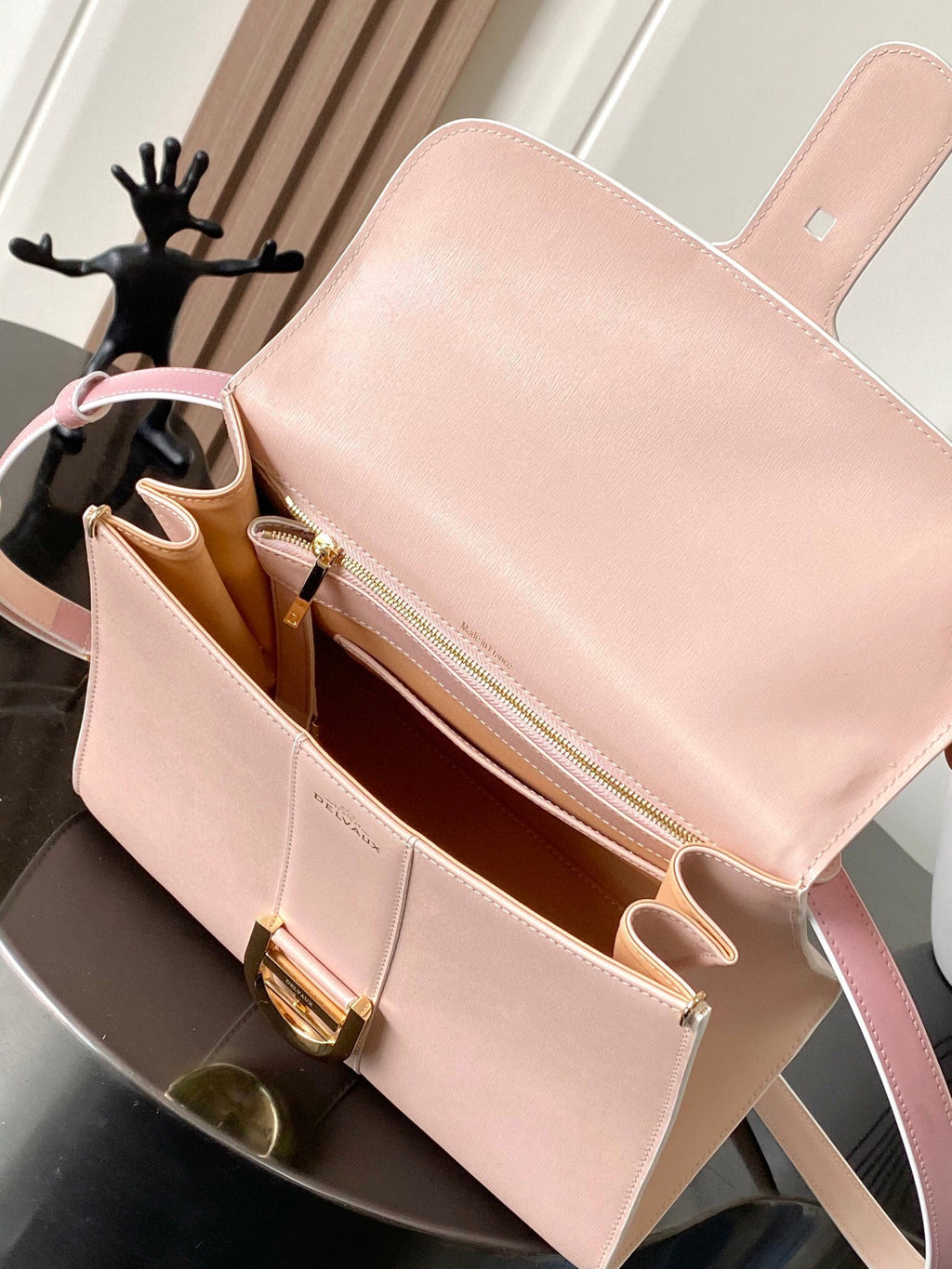DLV Sling Bag