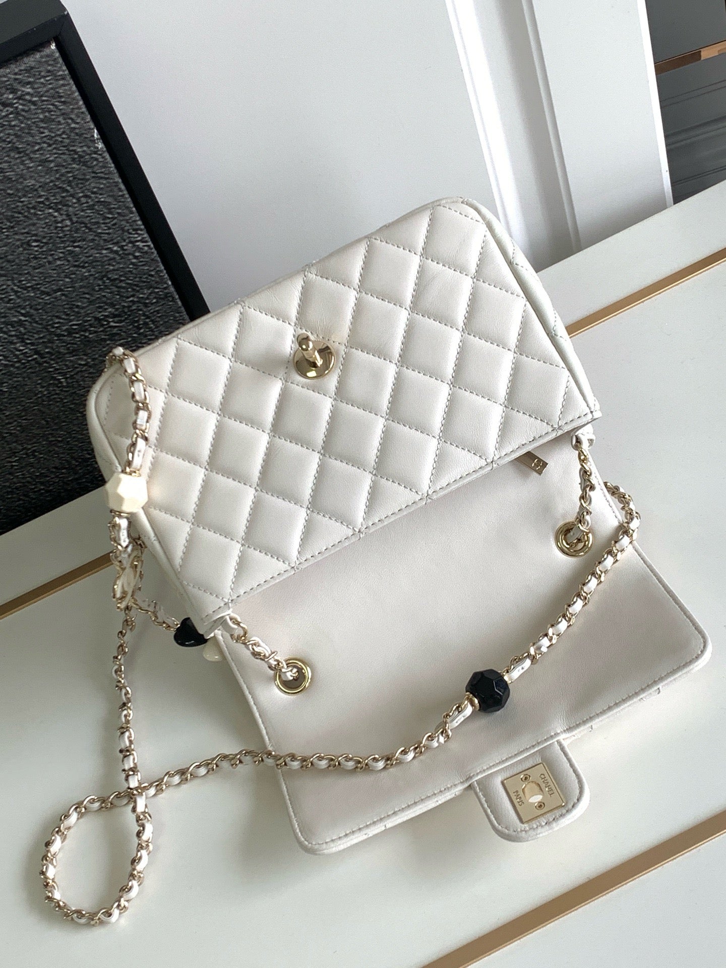 CNL 23K Flap Bag
