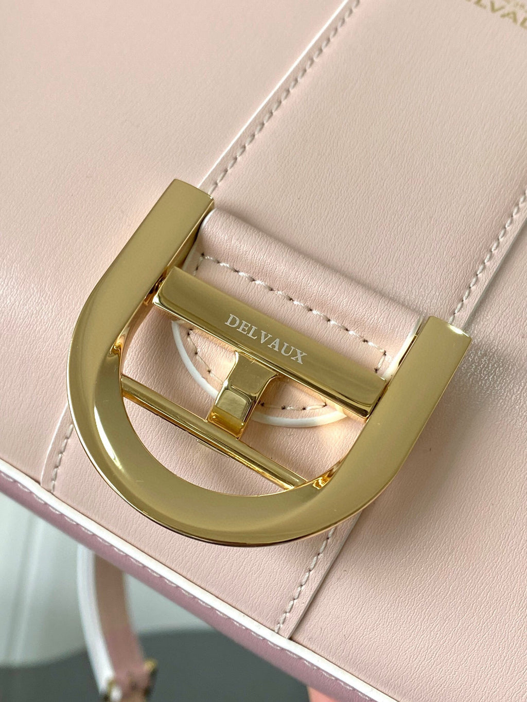 DLV Sling Bag