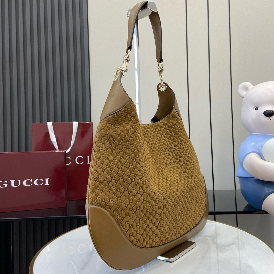 GC Shoulder Bag