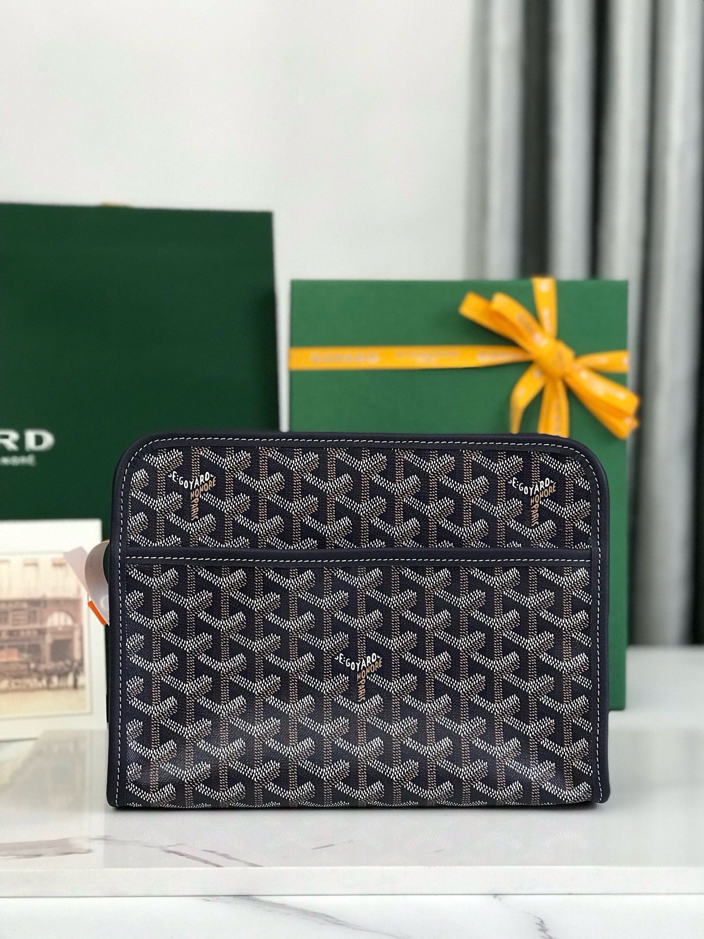 GYD Jouvence Toiletry Bag