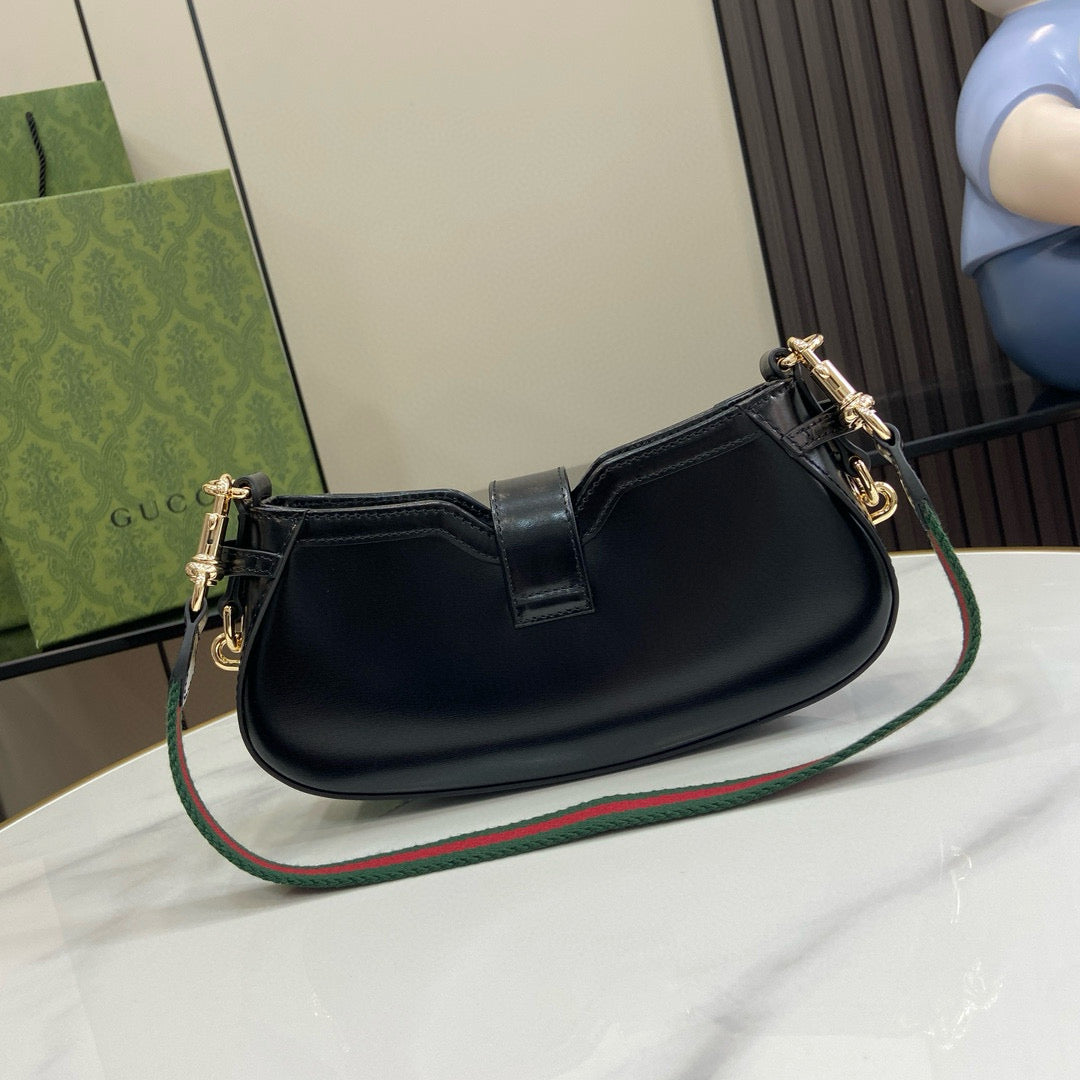 GC Shoulder Bag