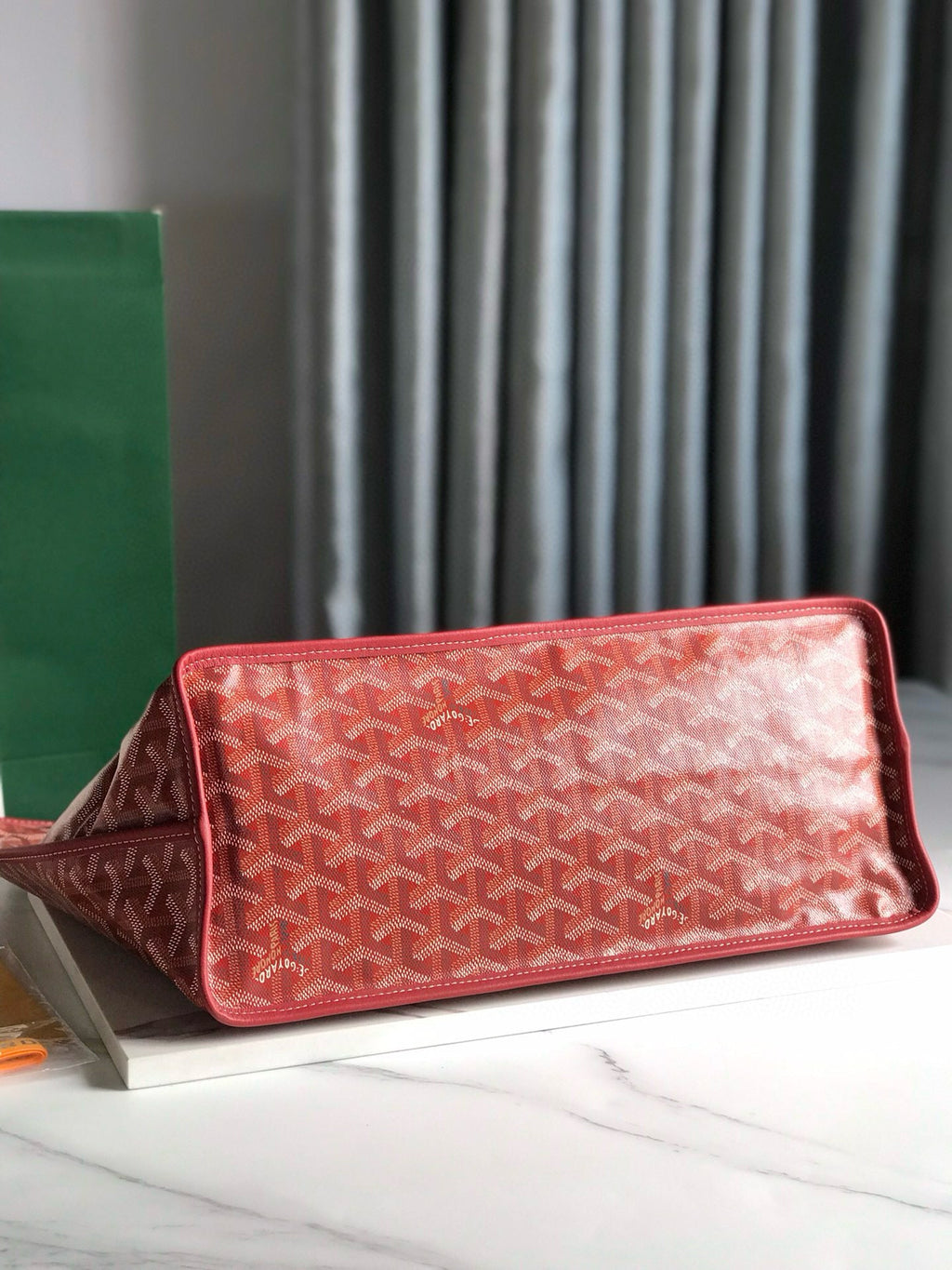 GYD Reversible Anjou