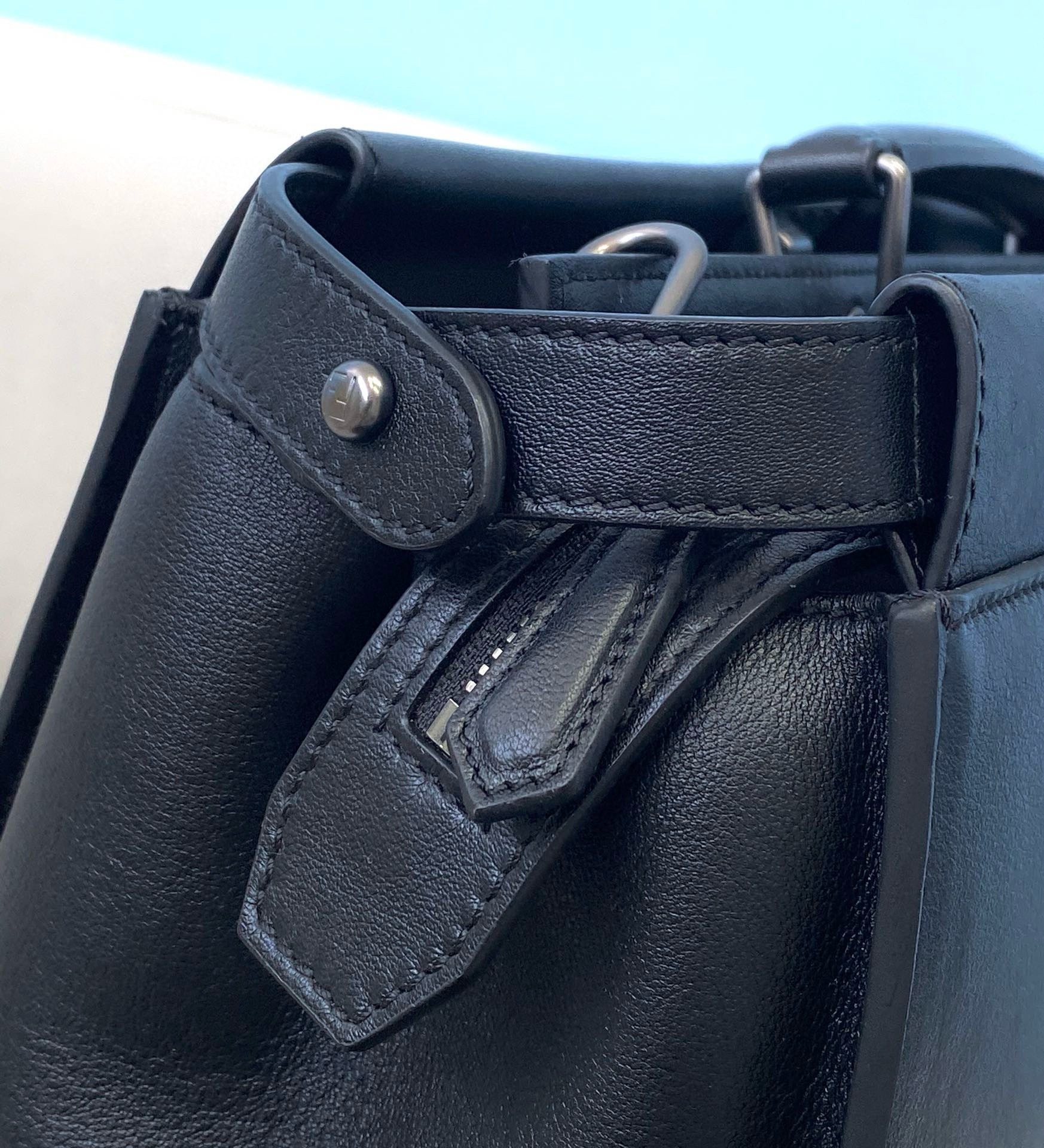 FD Peekaboo Bag