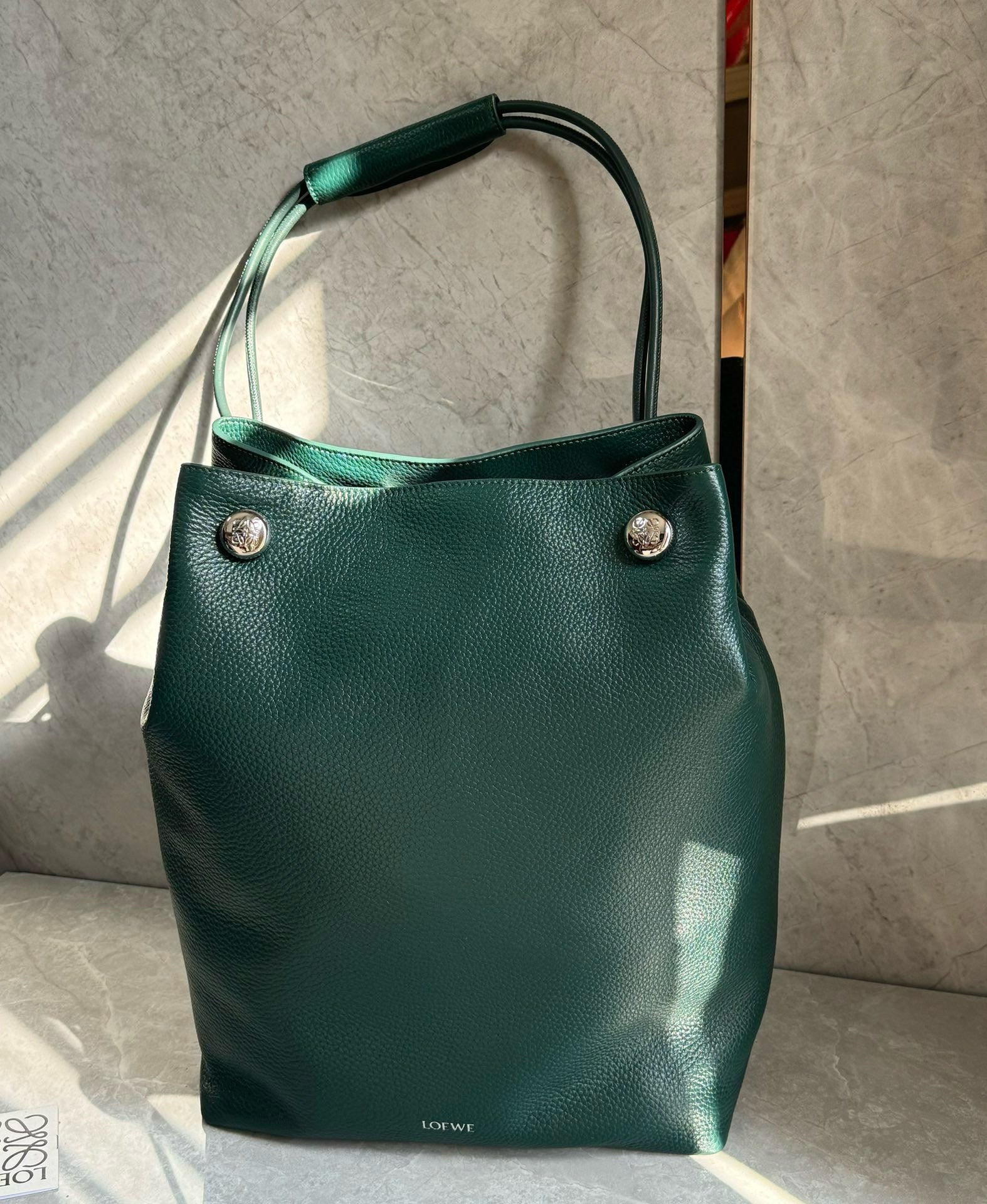 LW Pebble Hobo