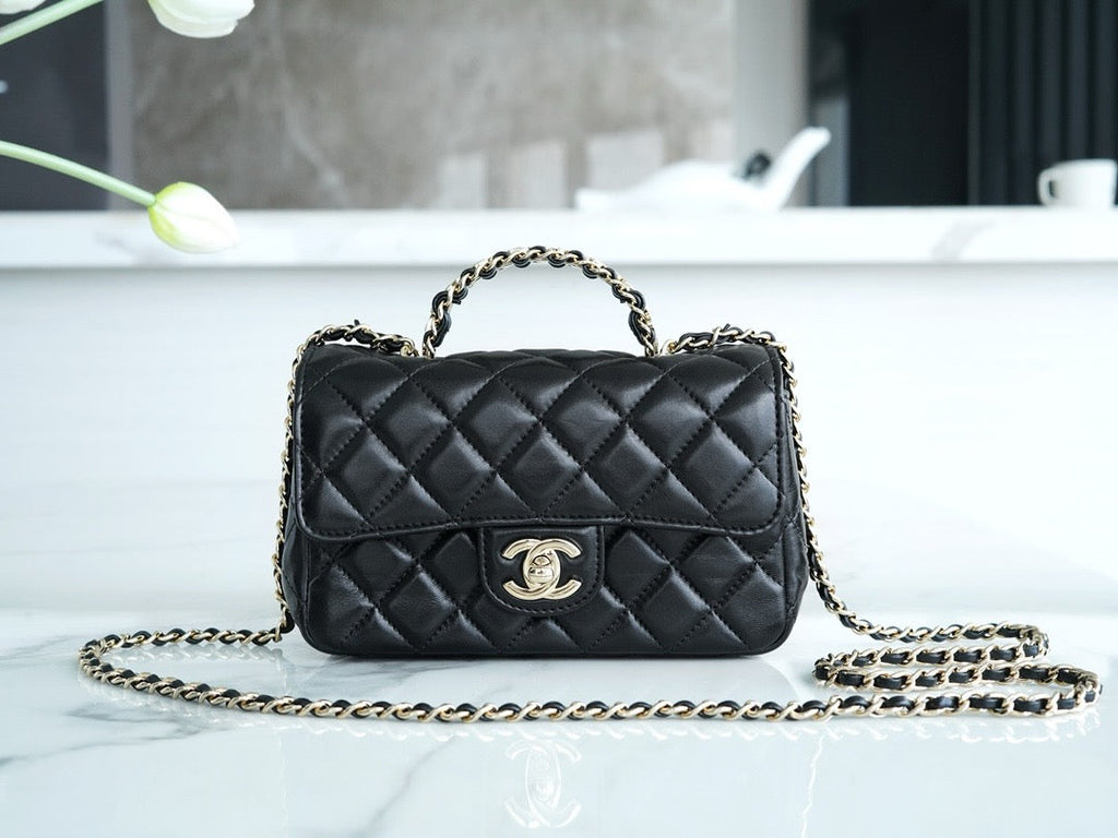 CNL 23A Handle Flap Bag
