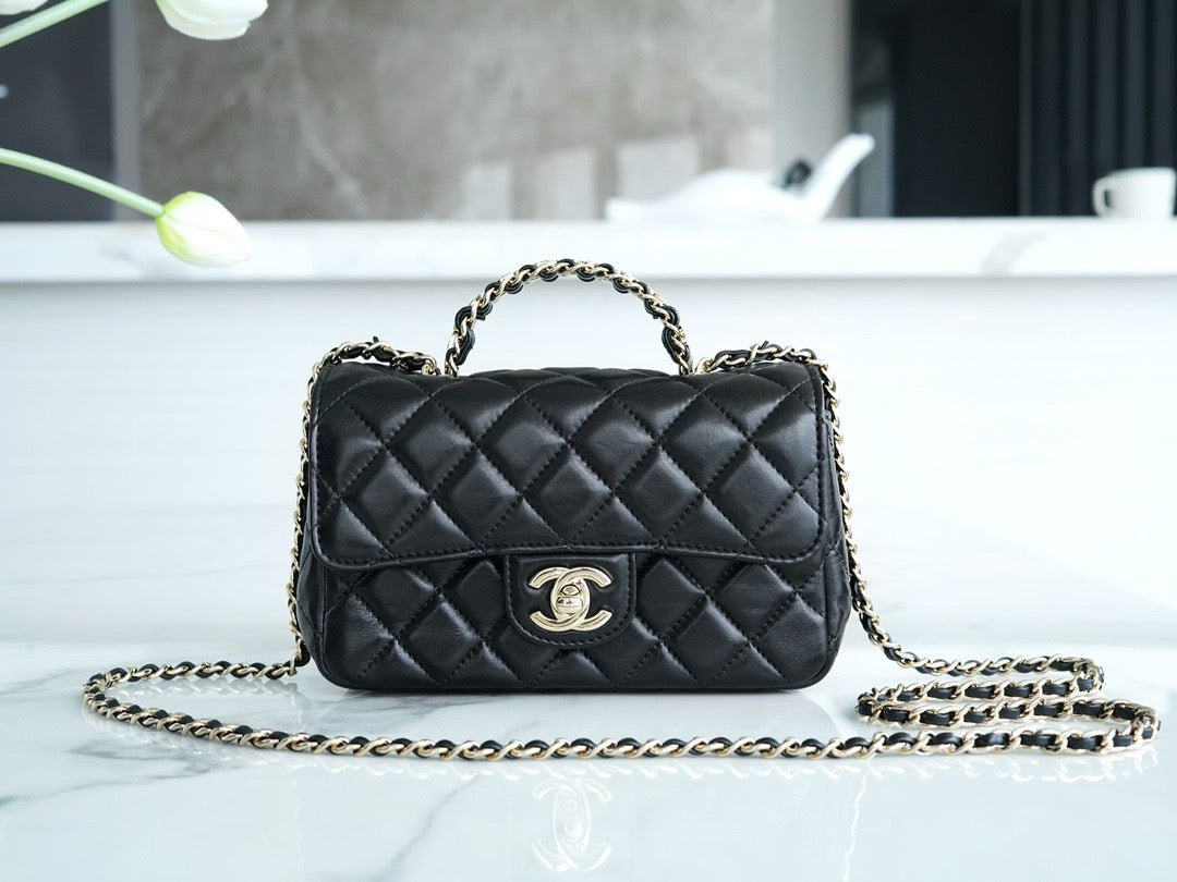 CNL 23A Handle Flap Bag