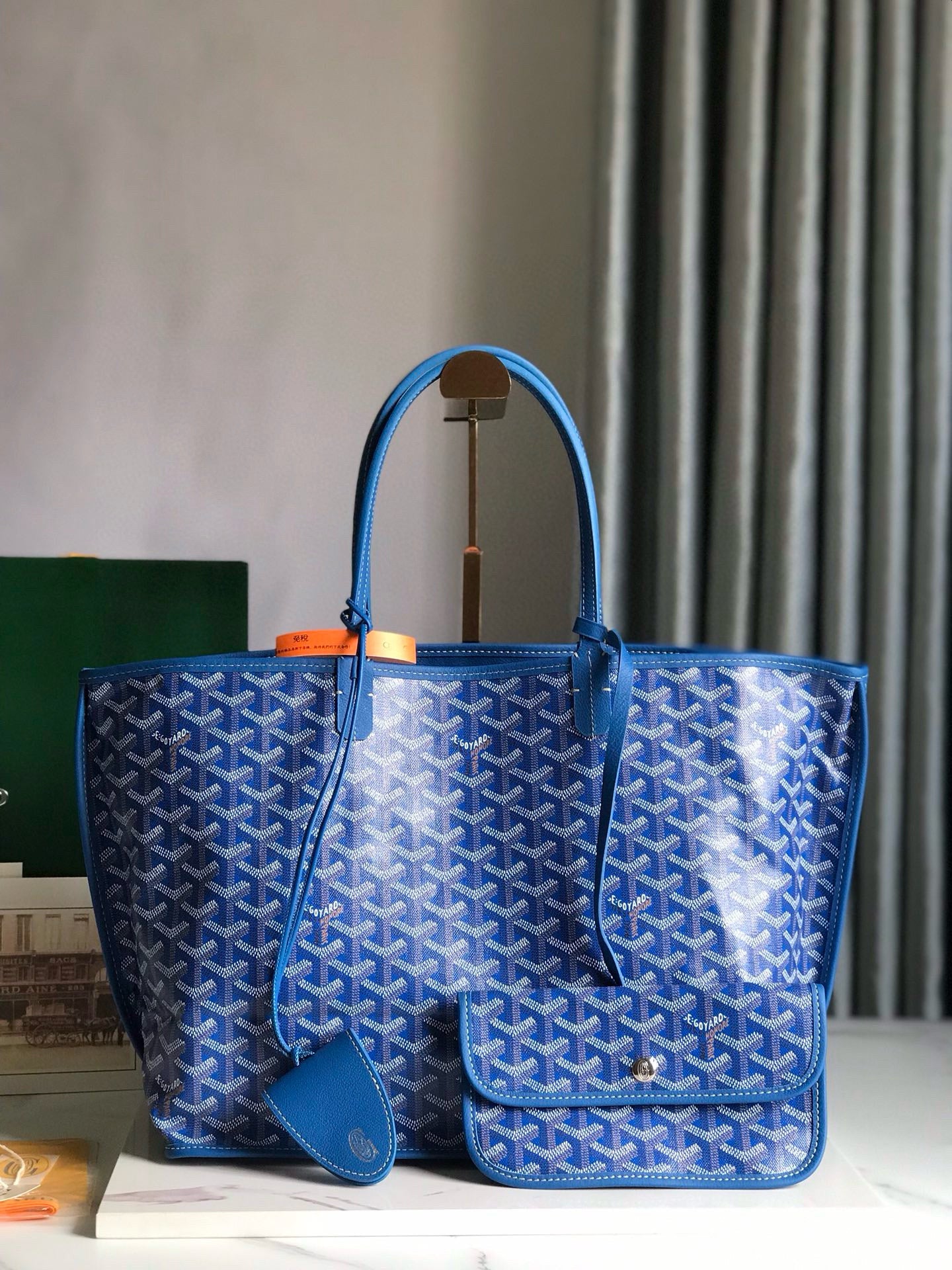 GYD Reversible Anjou