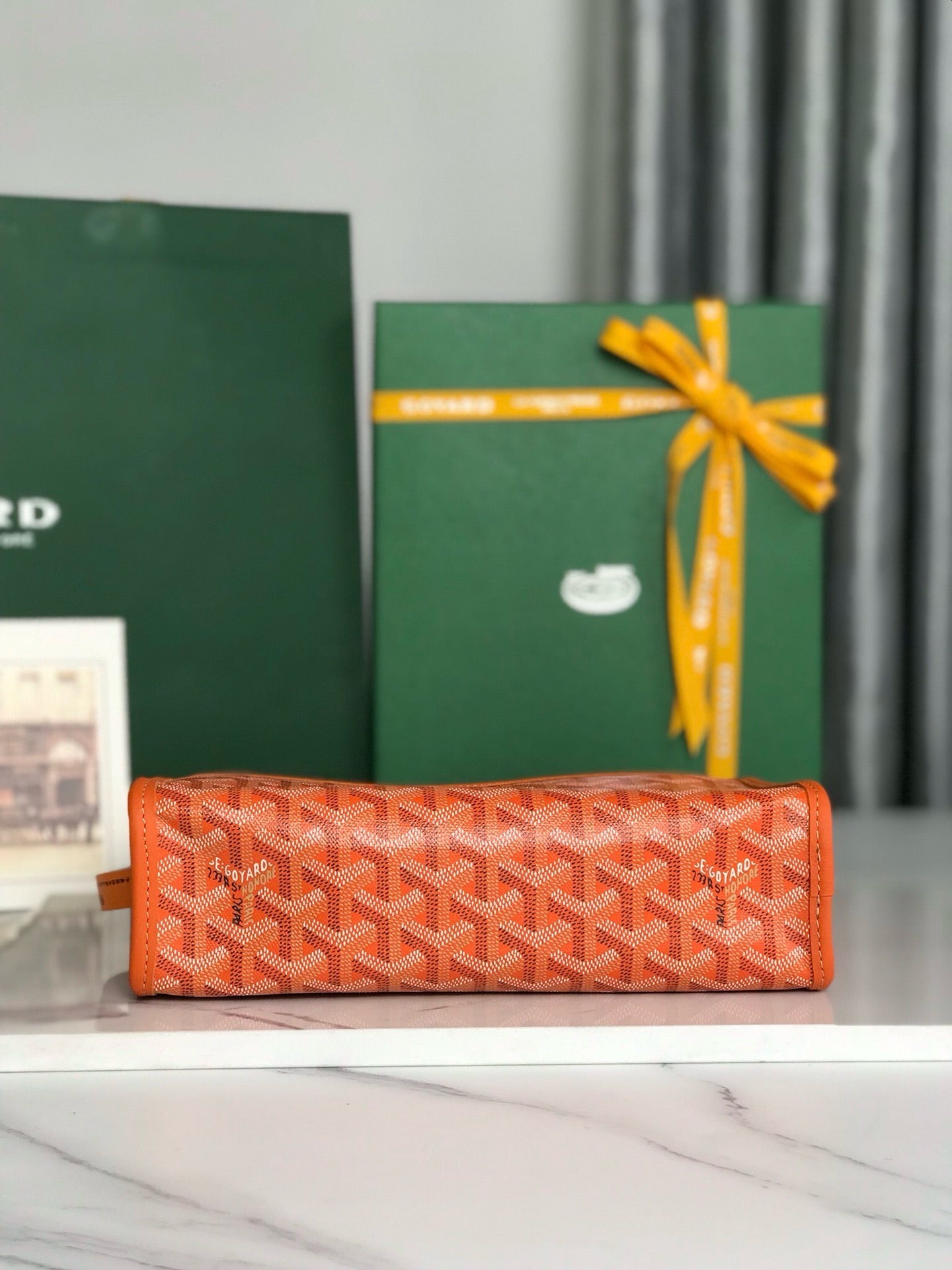 GYD Jouvence Toiletry Bag