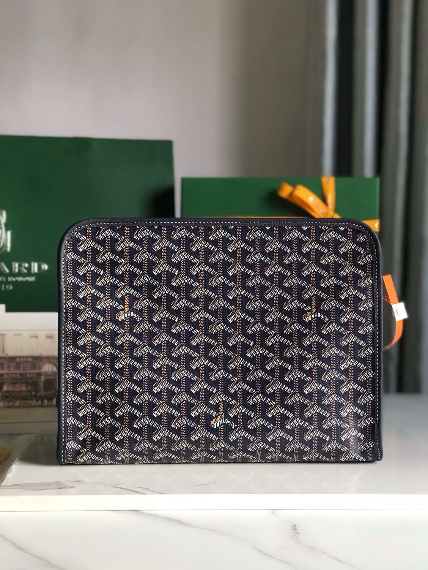 GYD Jouvence Toiletry Bag
