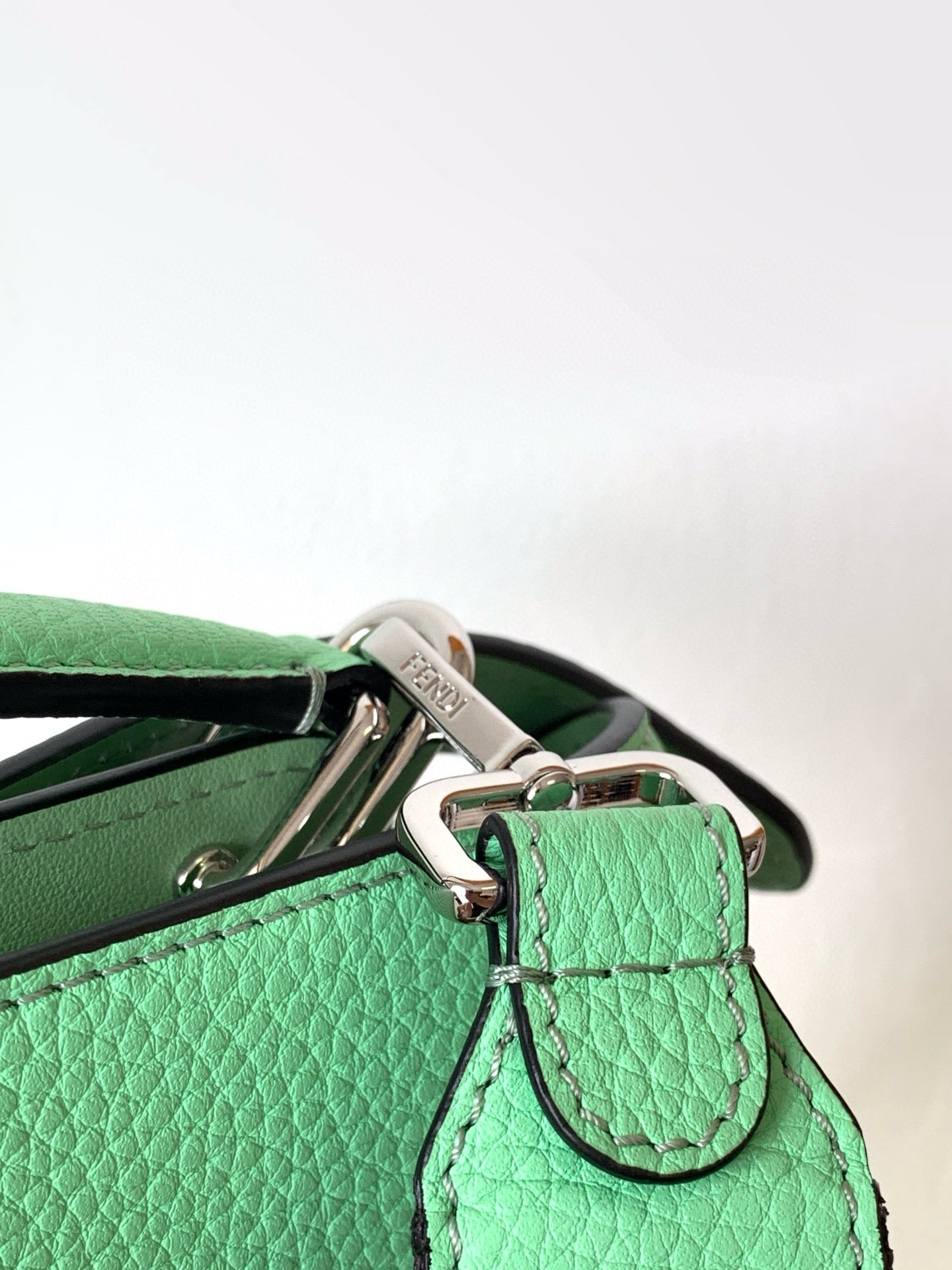 FD Peekaboo Bag